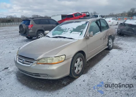 2000 Honda Accord 3.0 Ex из США, поврежденный, VIN 1HGCG1653YA069550